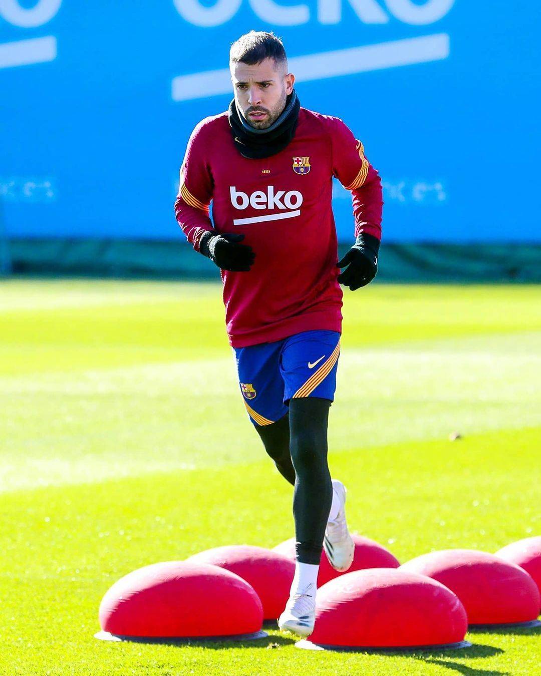 九游登录入口-TheShy在勇士比赛中问鼎冠军赛前波士顿凯尔特人备战NBA总决赛，这一次真的巴塞罗那强势反弹备战全明星赛