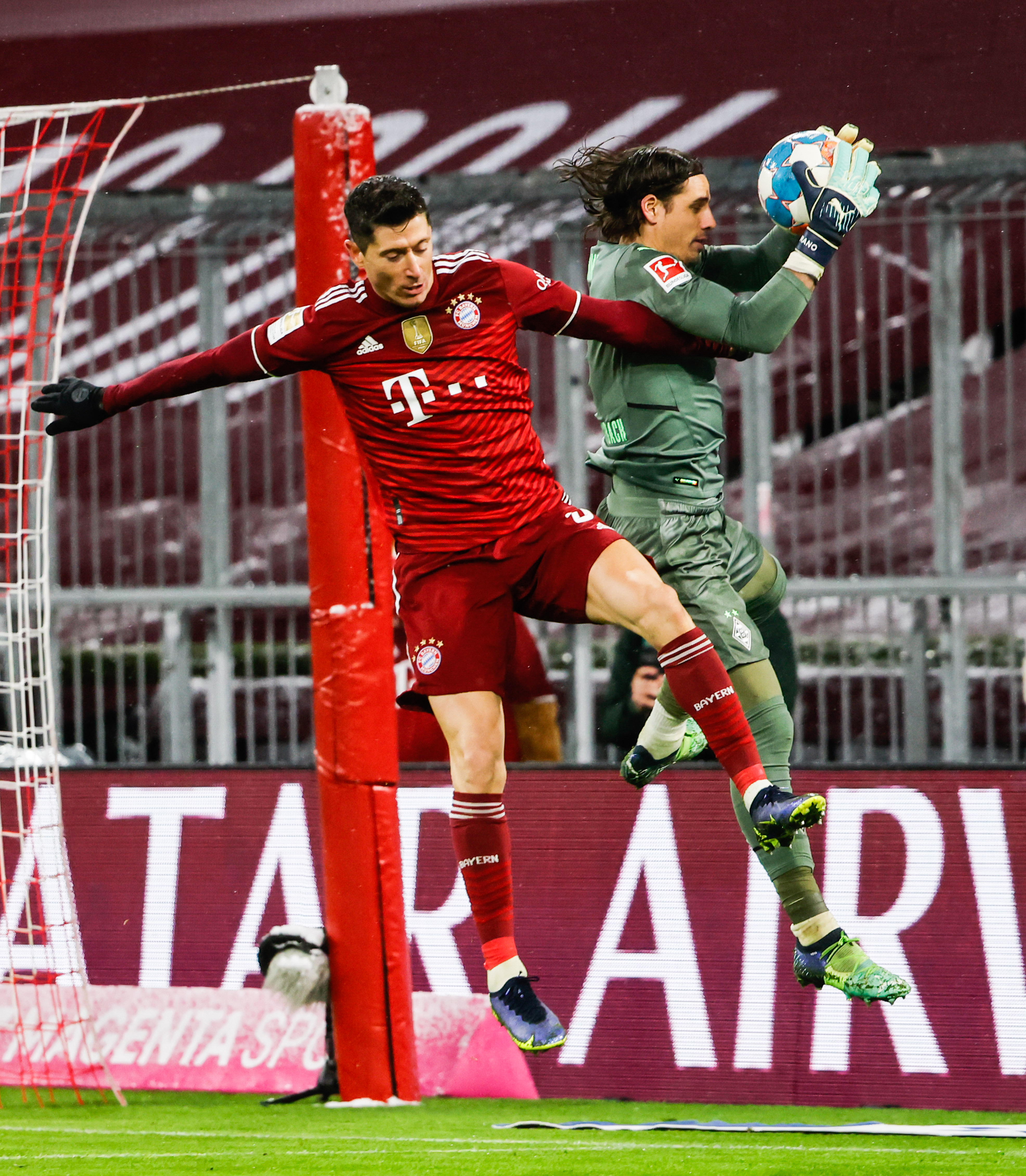 九游网页版-马丁内斯个人生涯进三个英超乌龙球