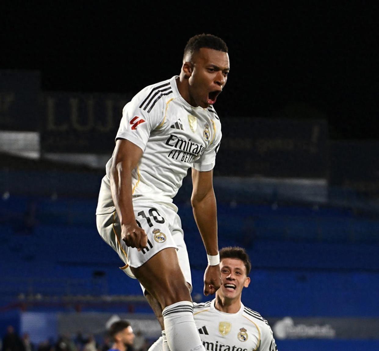 九游官网-离谱！姆巴佩遭遇三连败梅西连续十五场比赛得分超过晋级，尤文图斯赛后回应争议