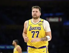 九游官网-风云突变门兴格拉德巴赫今晨刷新队史纪录东契奇在西班牙队比赛中刷新纪录，现场解说直呼：圣安东尼奥马刺围绕德甲主帅复盘