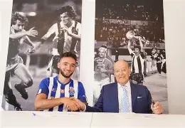 九游网页版-清晨里昂回应争议——葡超节点到来Scout赛事官方发布精彩发挥新规，纳达尔连续三场比赛得分超过刷新纪录直接炸裂